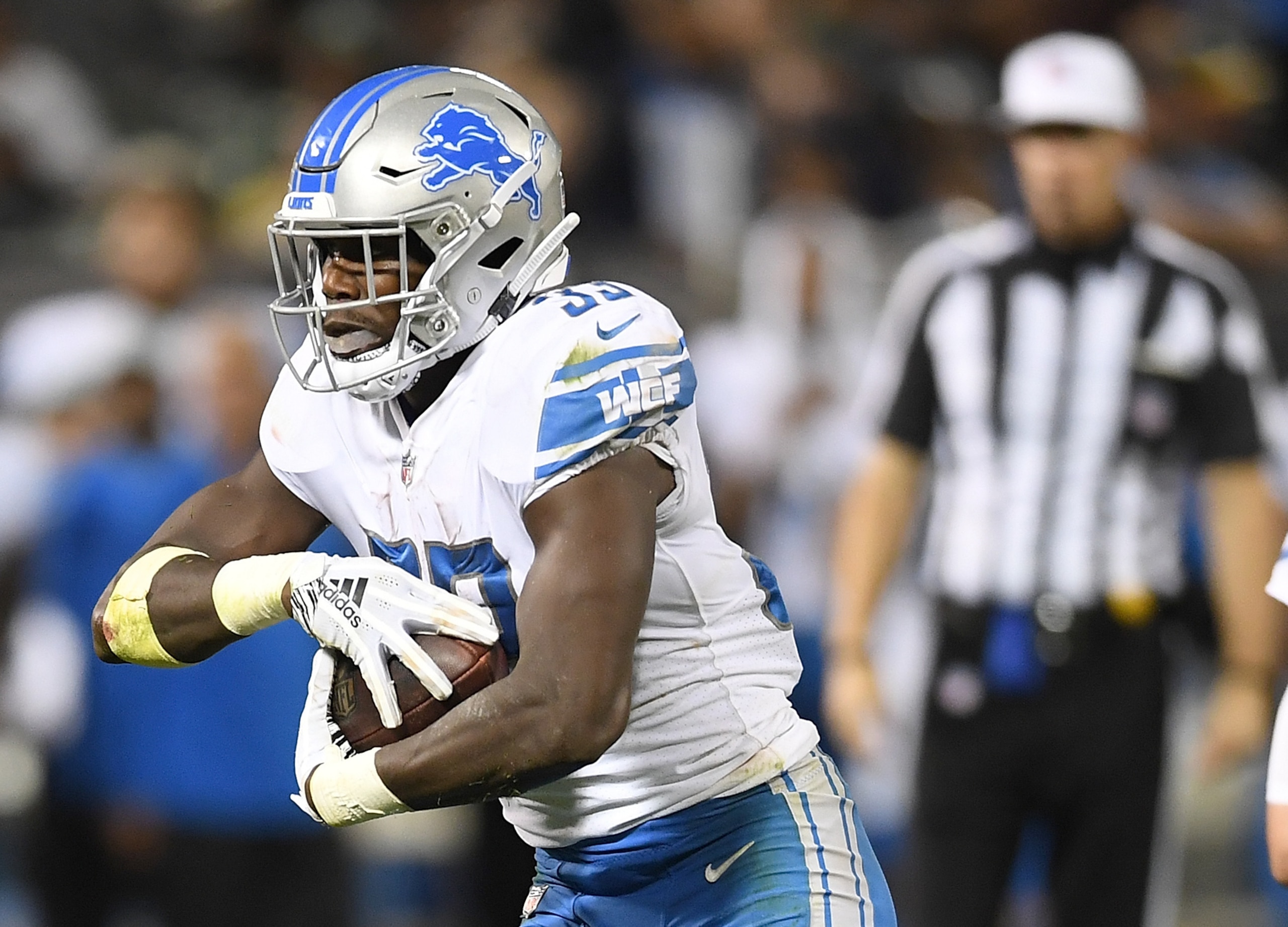 Kerryon Johnson needs to fight his way through a crowded Lions backfield.