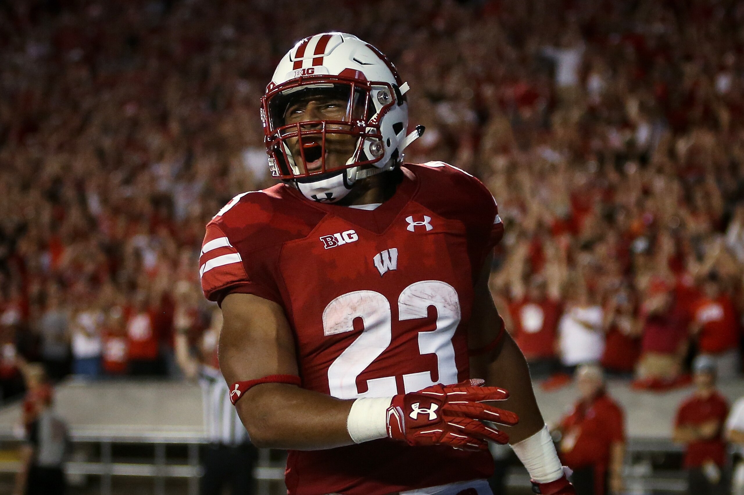 Wisconsin running back Jonathan Taylor