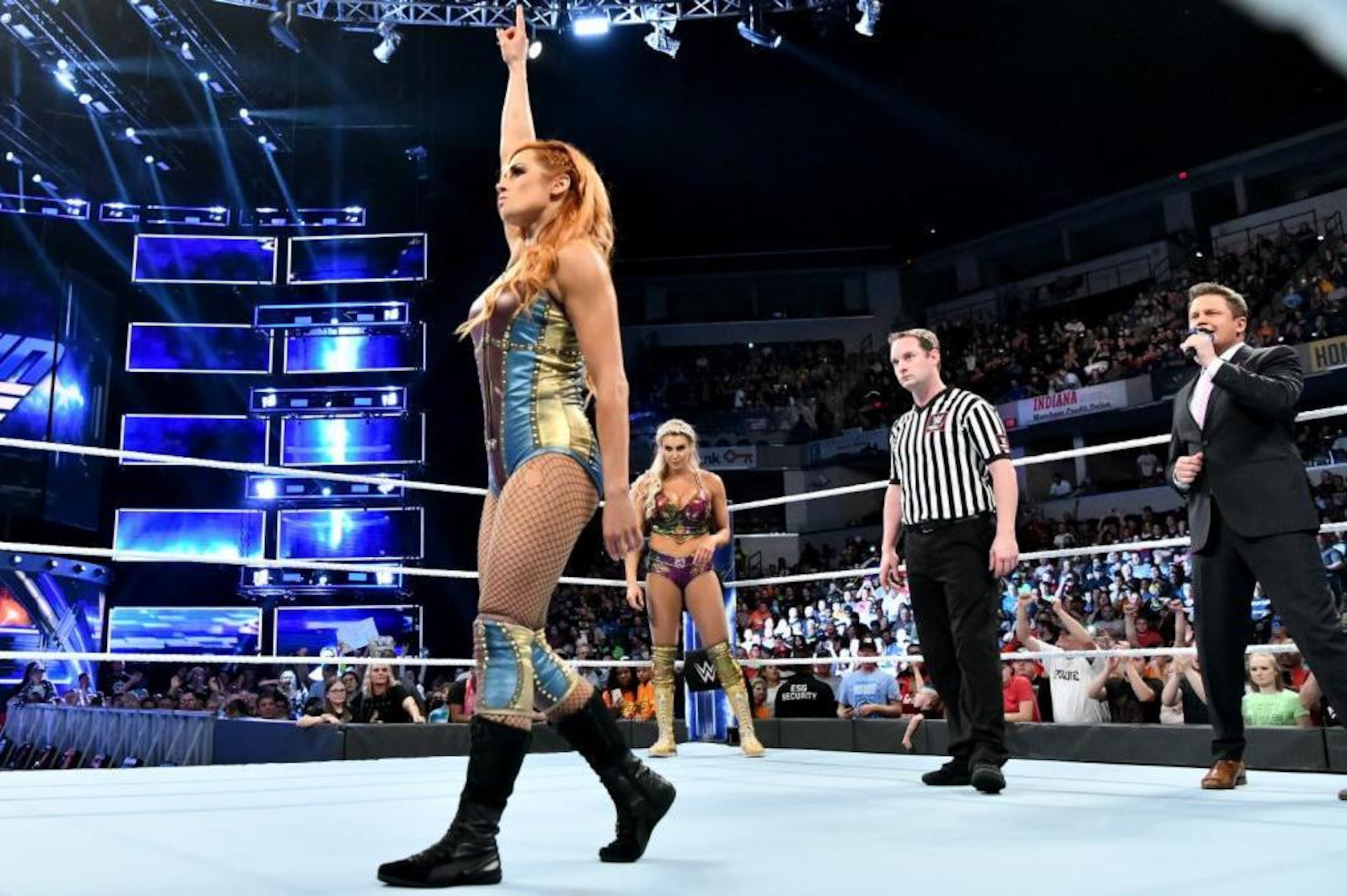 Becky Lynch and Charlotte Flair will take their rivalry to new heights at WWE Evolution.
