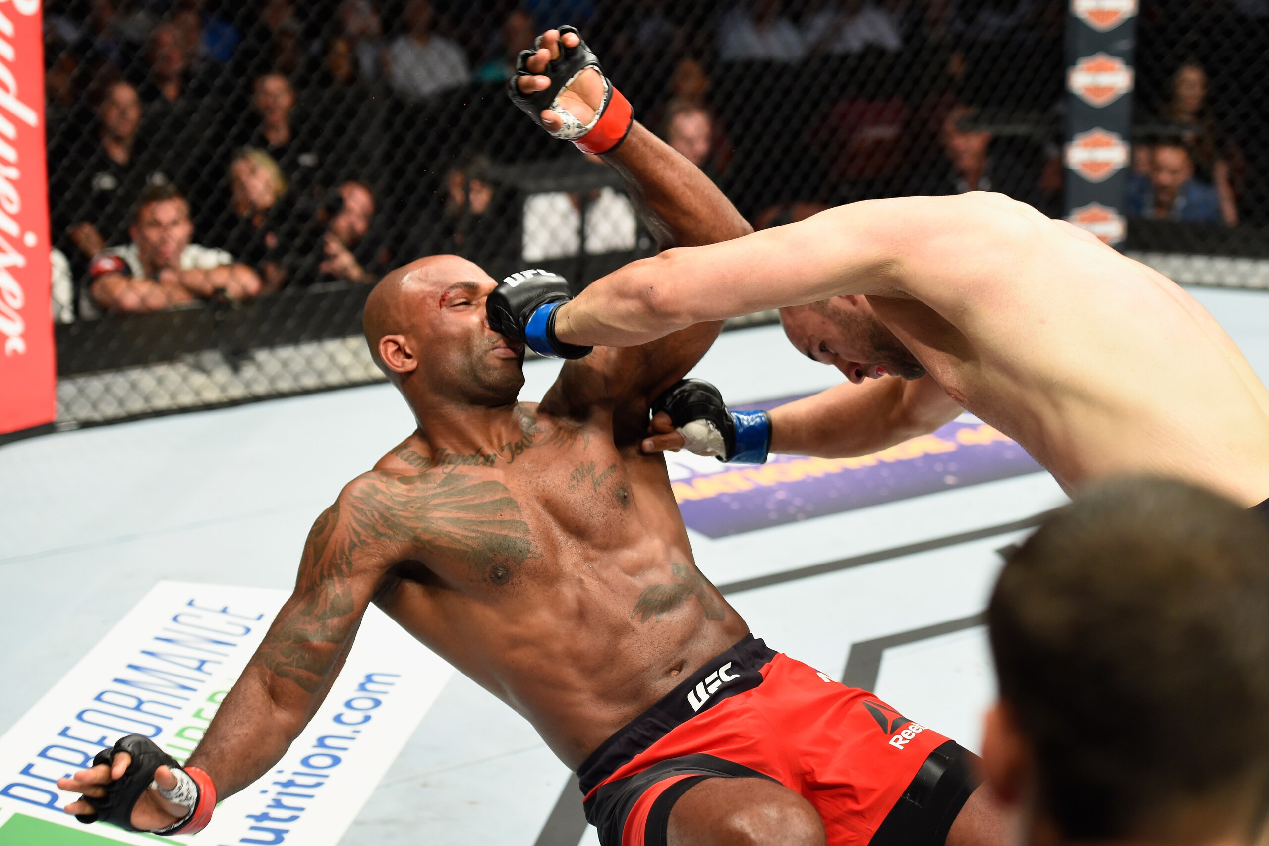 This is what Volkan Oezdemir can do.