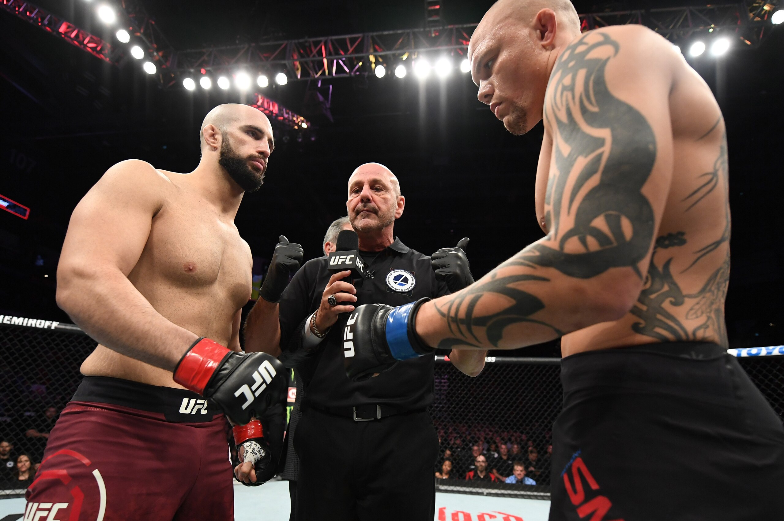 Volkan Oezdemir (left) and Anthony Smith (right).