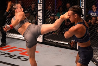Maycee Barber (left) Maycee Barber (left)
