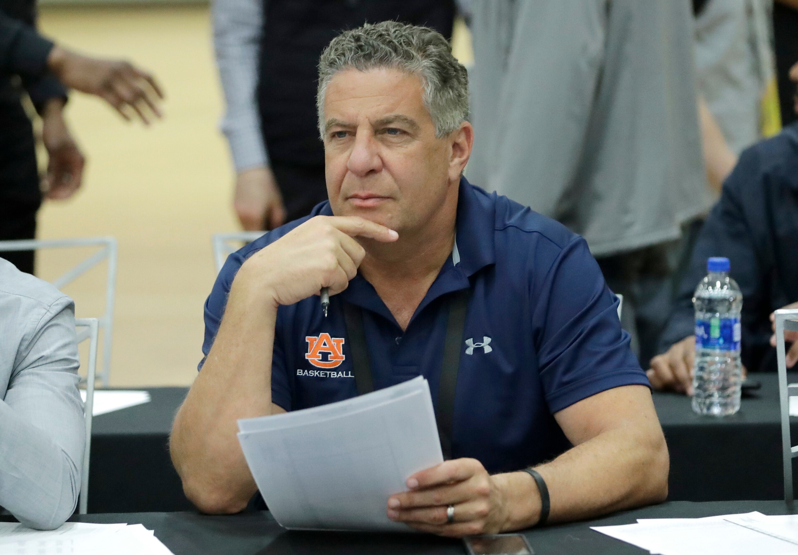 Auburn head coach Bruce Pearl Auburn head coach Bruce Pearl