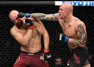 Anthony Smith (right)