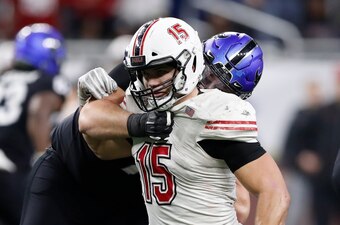 Northern Illinois DE Sutton Smith