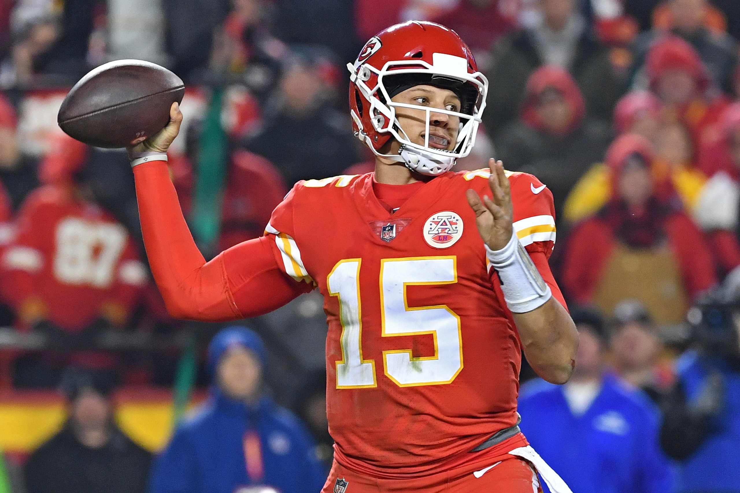 Patrick Mahomes and Chiefs can lock up the top seed in the AFC with a win.