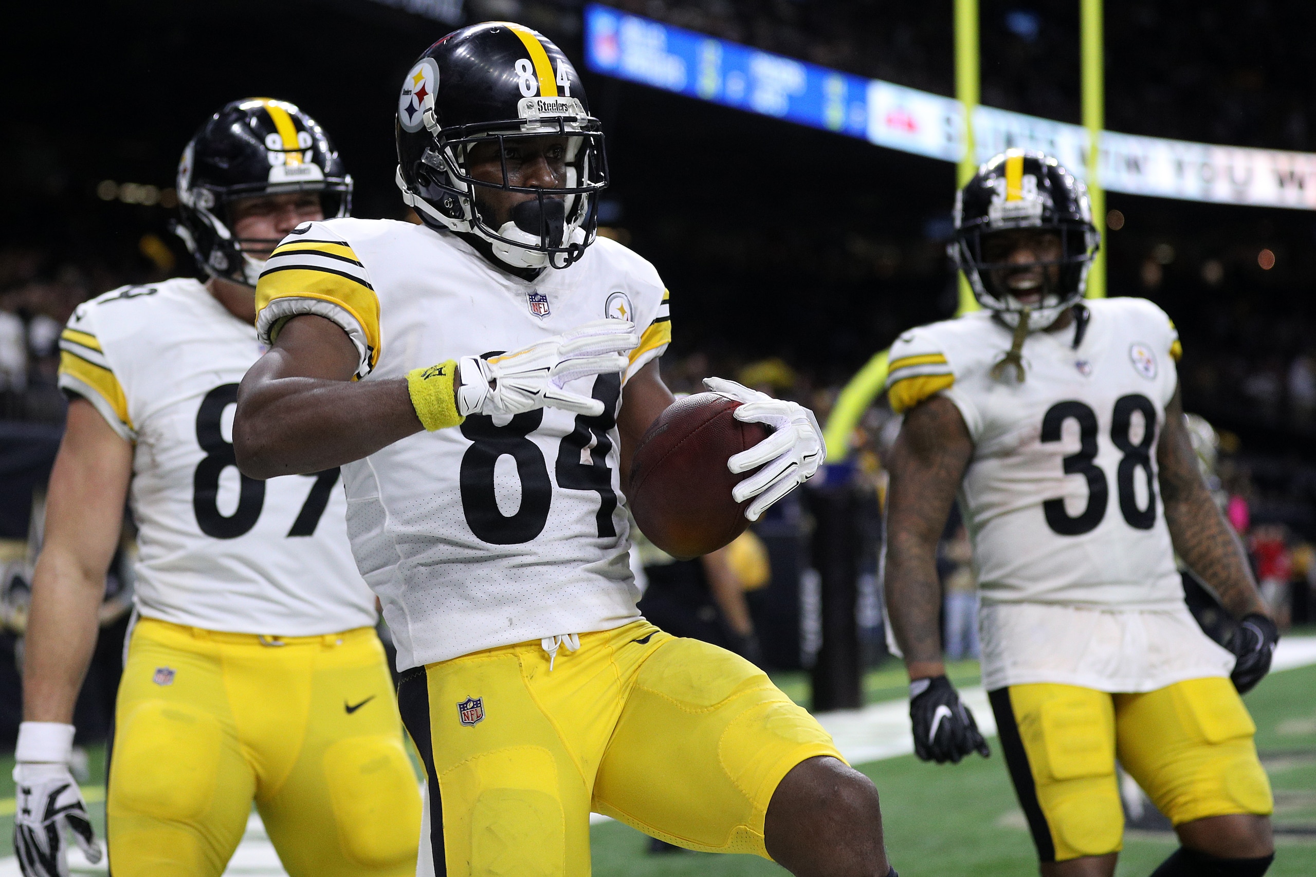 With a win needed for a chance at the playoffs, the Steelers should do well against the Bengals.