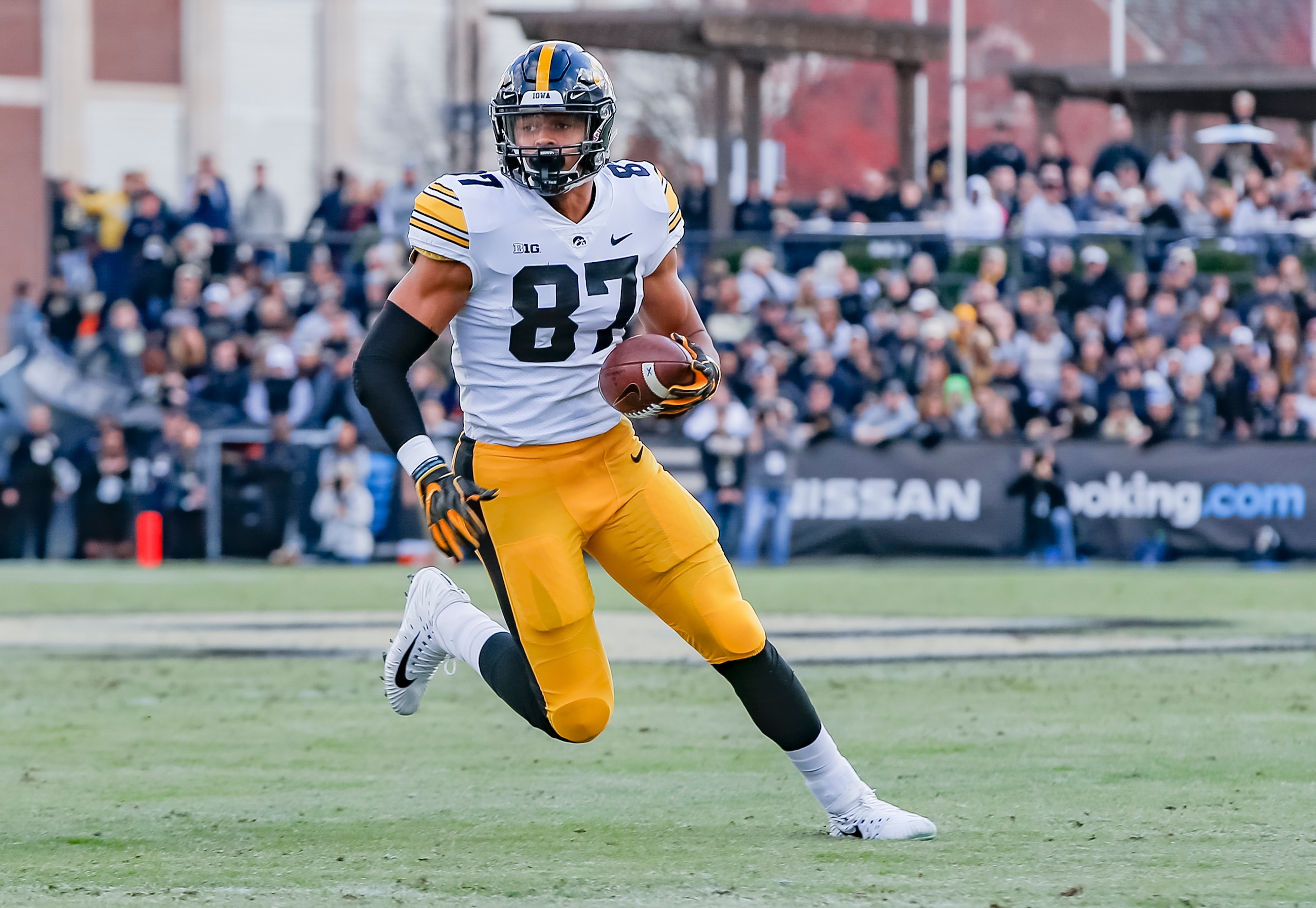 Noah Fant will hear his name called on Day 1 of the draft. Noah Fant will hear his name called on Day 1 of the draft.