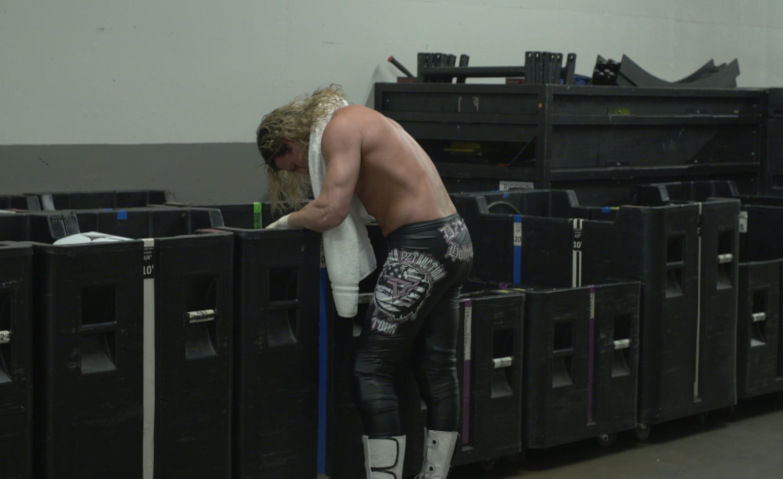 This image sums up Dolph Ziggler's career from the past few years, and that shouldn't be the case. This image sums up Dolph Ziggler's career from the past few years, and that shouldn't be the case.