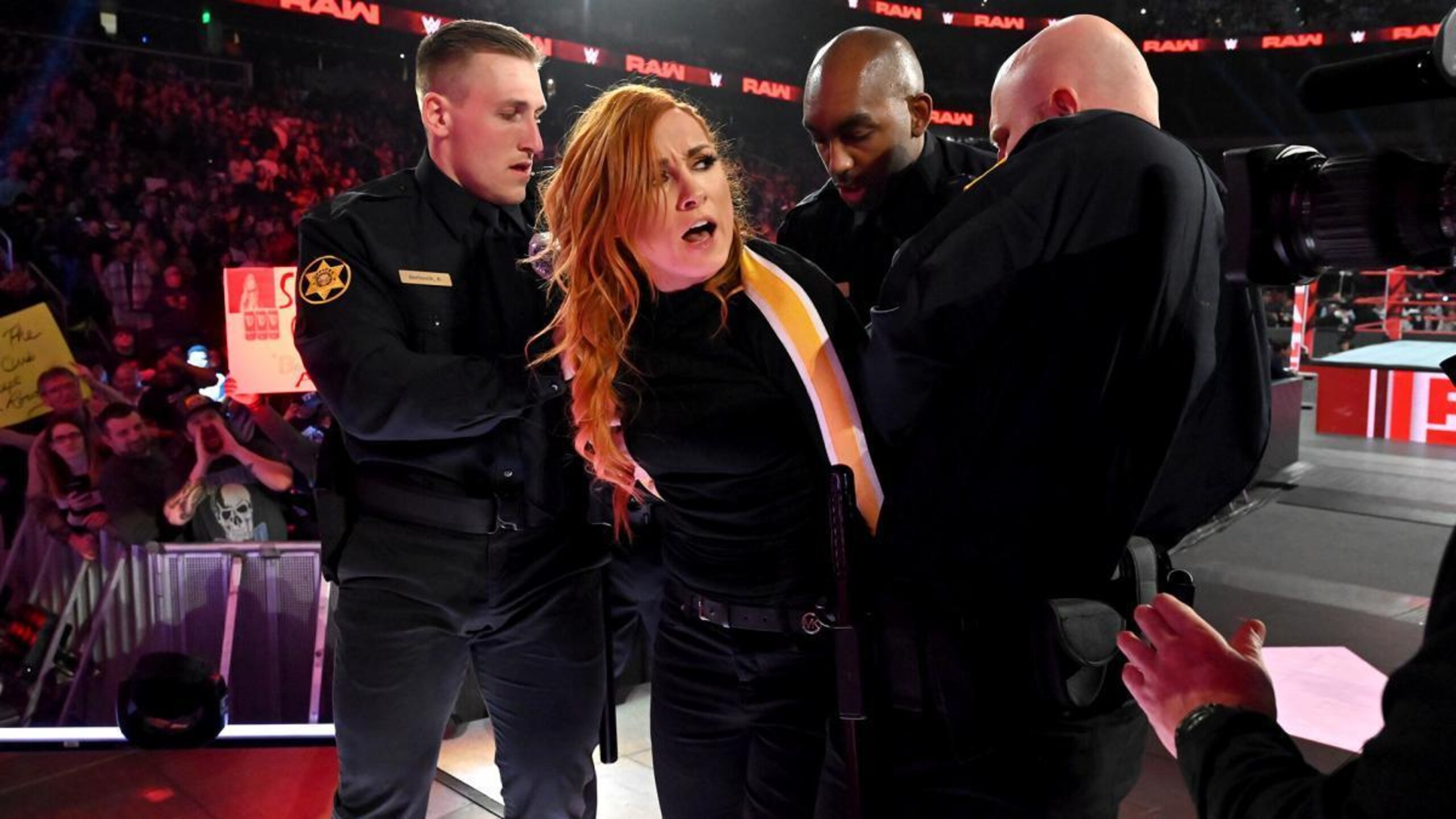 Becky Lynch fighting her way to WrestleMania only to come up short isn't great storytelling; it would just be a bummer.