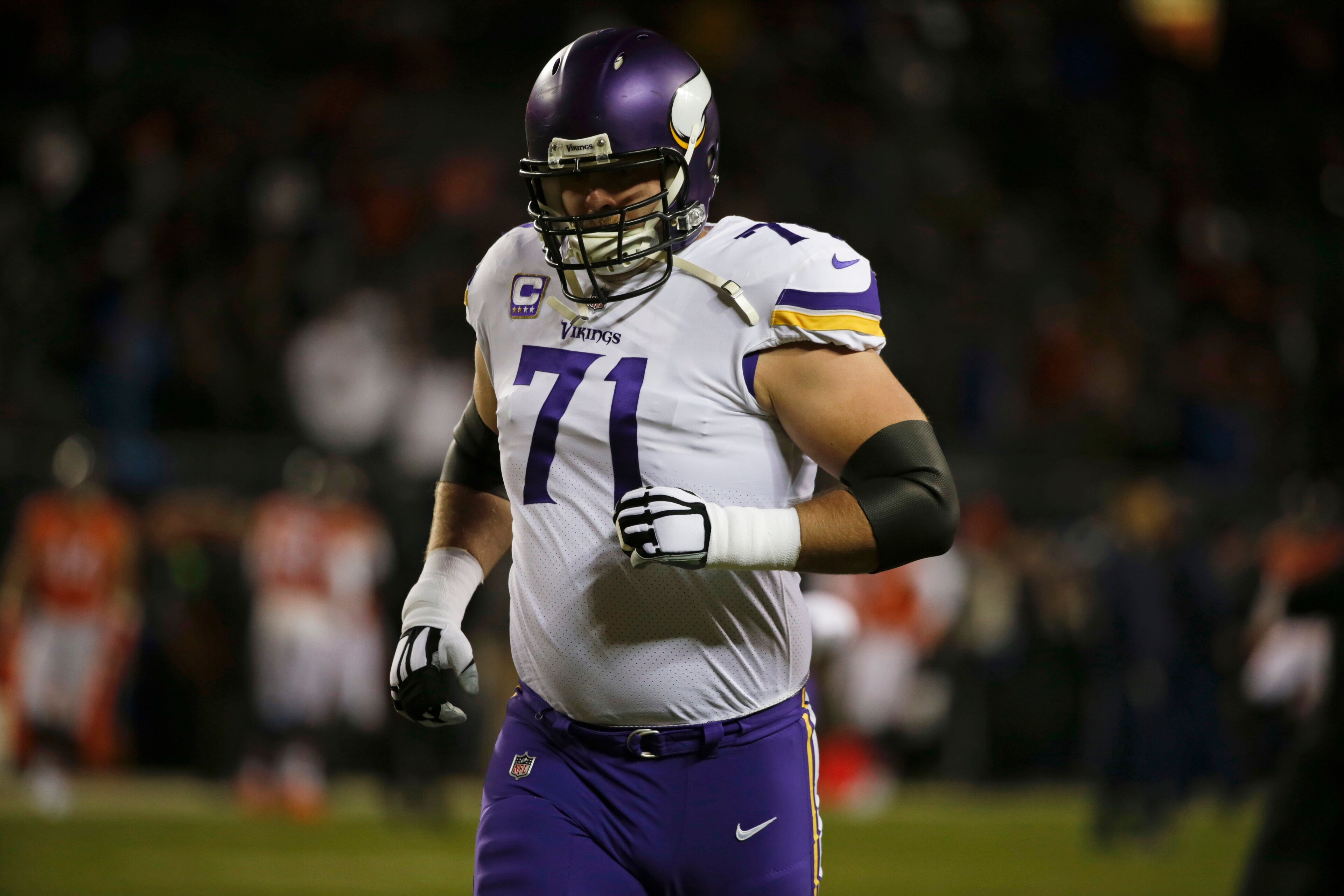 Minnesota Vikings offensive tackle Riley Reiff