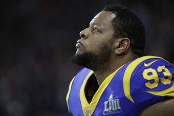 Rams DT Ndamukong Suh