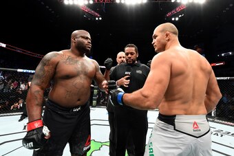 Derrick Lewis (left) and Junior Dos Santos