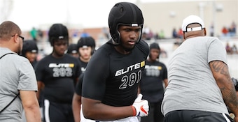 4-star defensive tackle Demonte Capehart