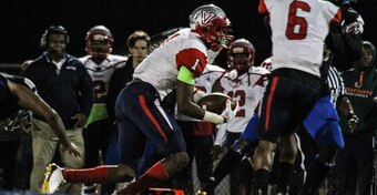 4-star receiver Leonard Manuel