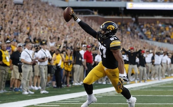Iowa tight end Noah Fant