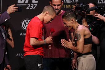 Rose Namajunas (left) and Jessica Andrade