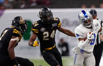 Akeem Davis-Gaither (24)