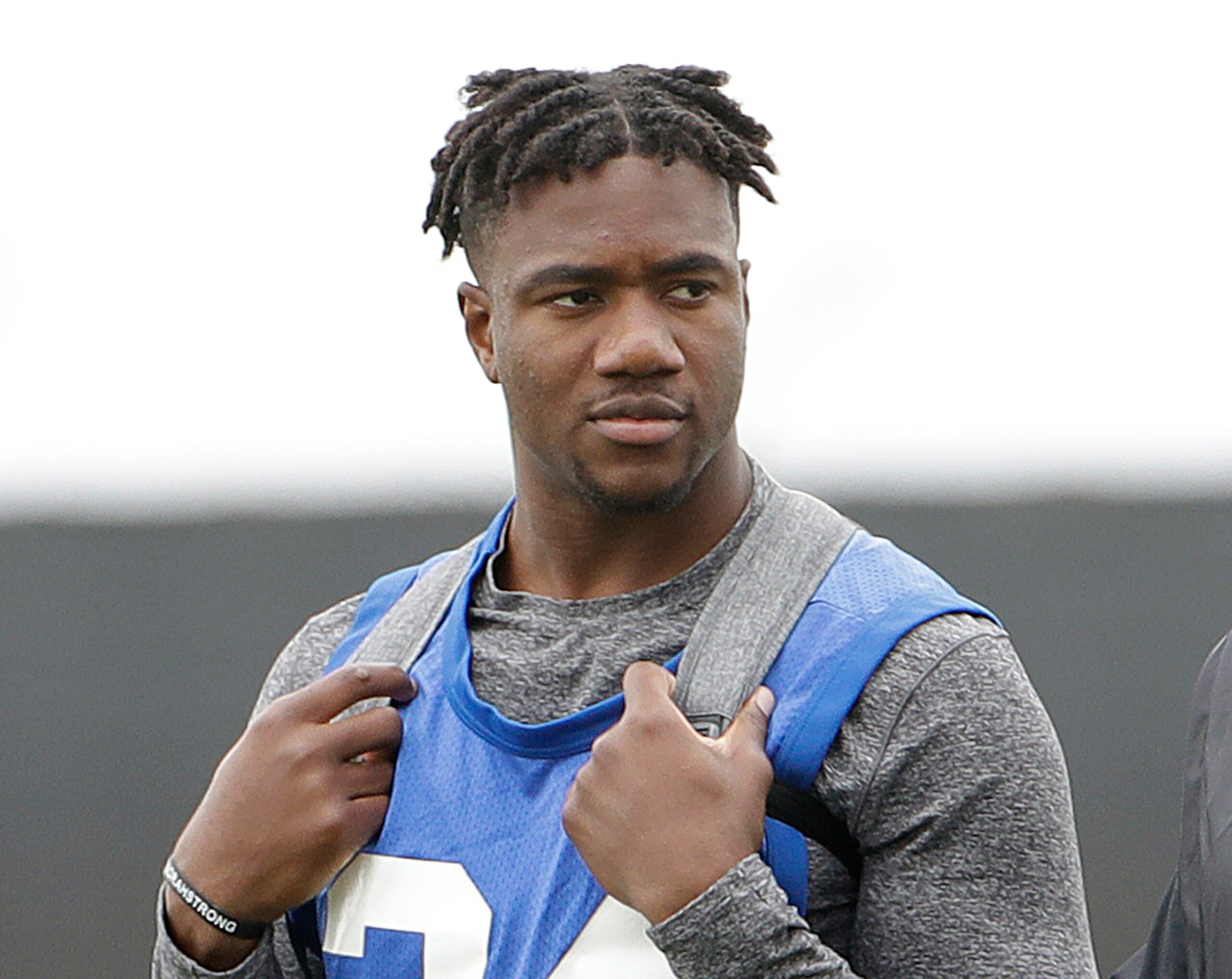 Indianapolis Colts linebacker Bobby Okereke