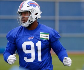 Buffalo Bills defensive tackle Ed Oliver