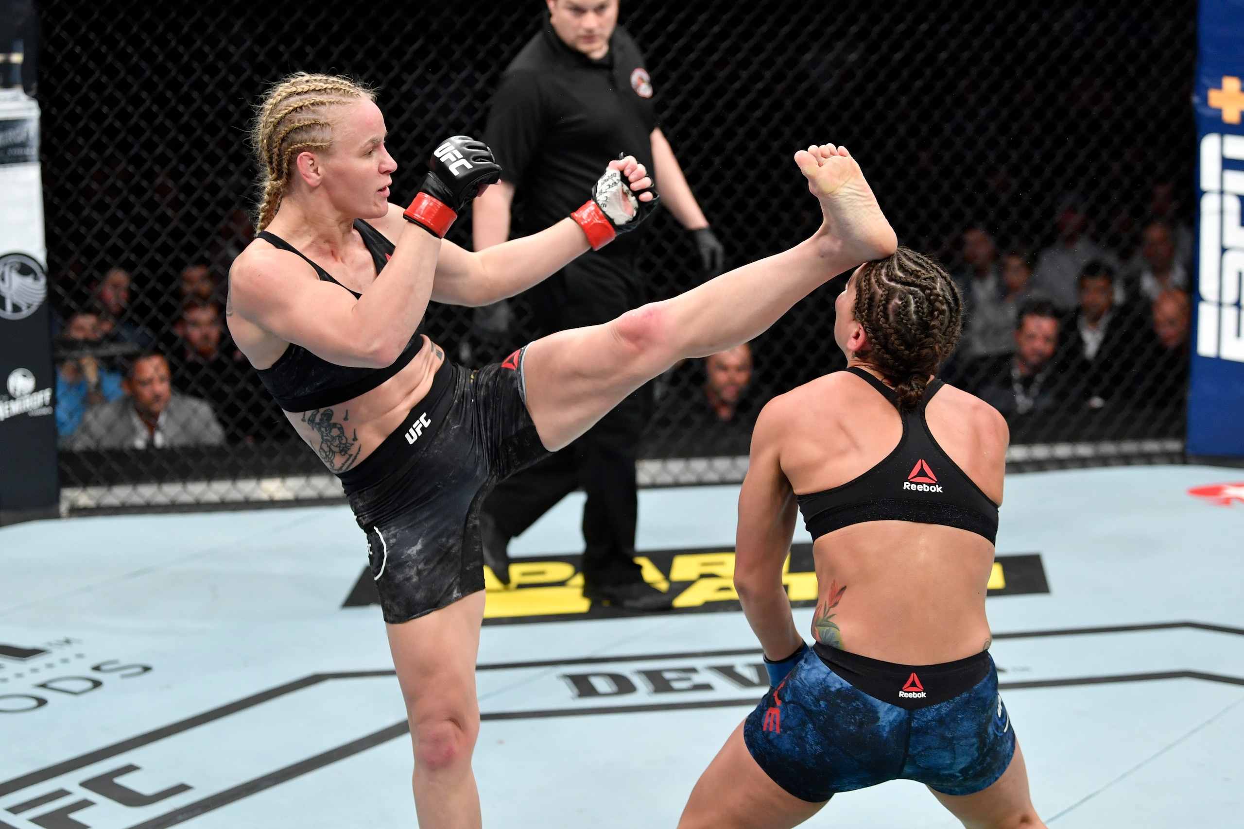 Valentina Shevchenko (left) knocks out Jessica Eye at UFC 238. Valentina Shevchenko (left) knocks out Jessica Eye at UFC 238.