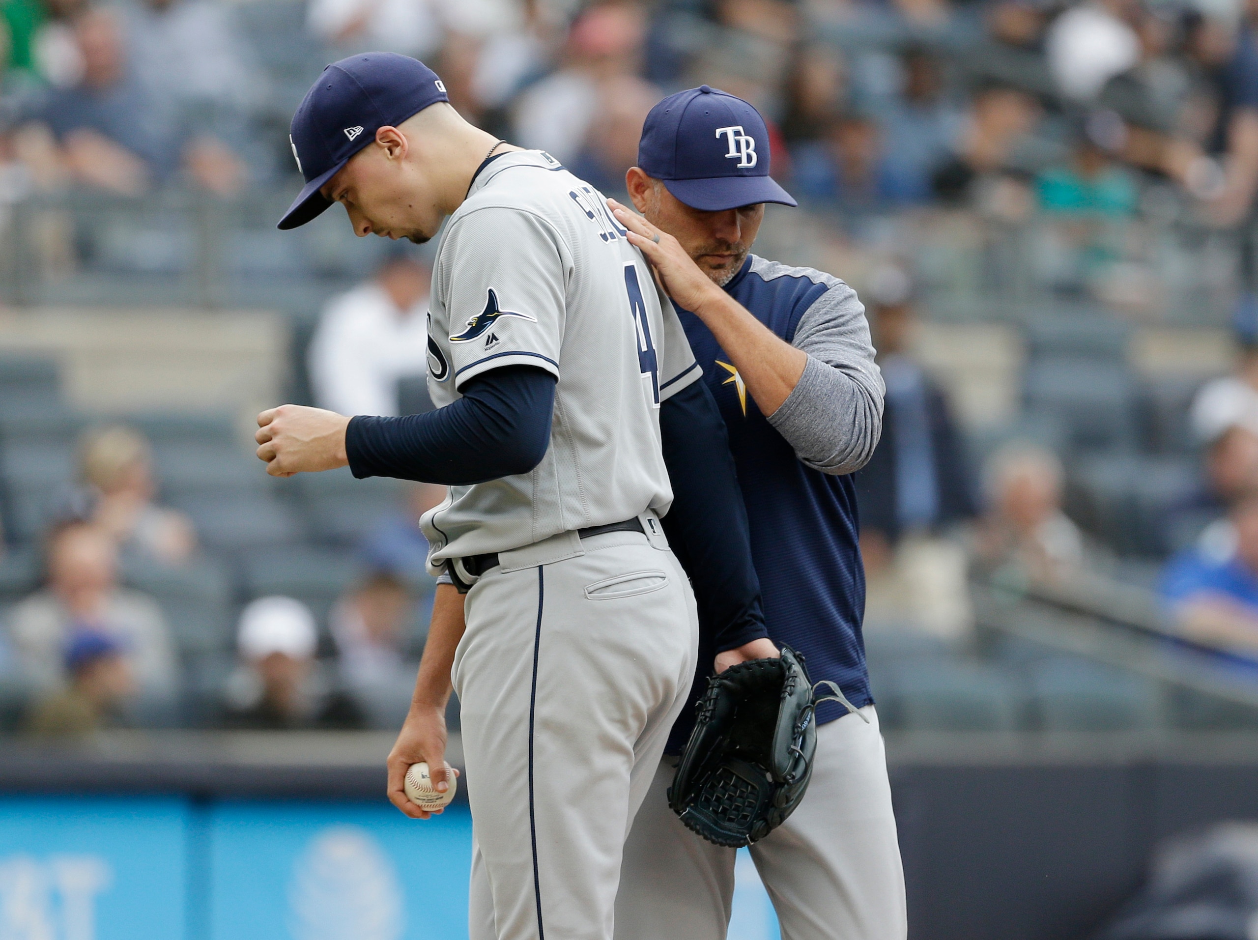 Blake Snell (L) and Kevin Cash (R)