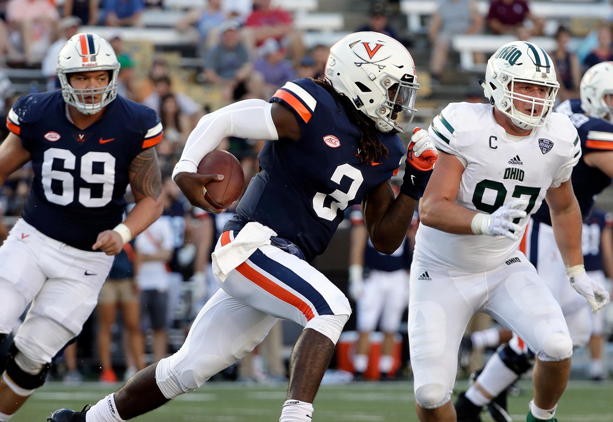 Virginia QB Bryce Perkins Virginia QB Bryce Perkins