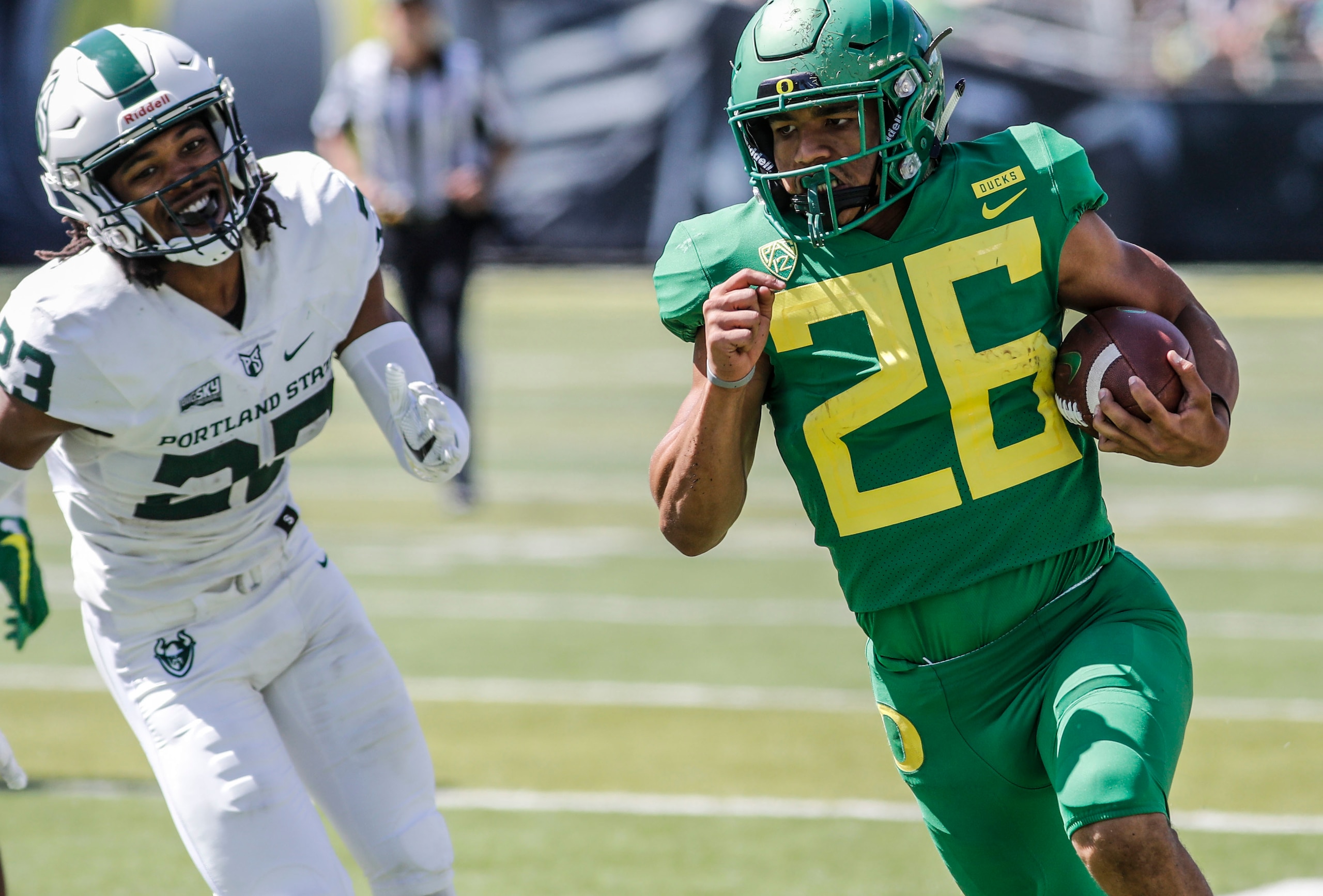 Oregon RB Travis Dye