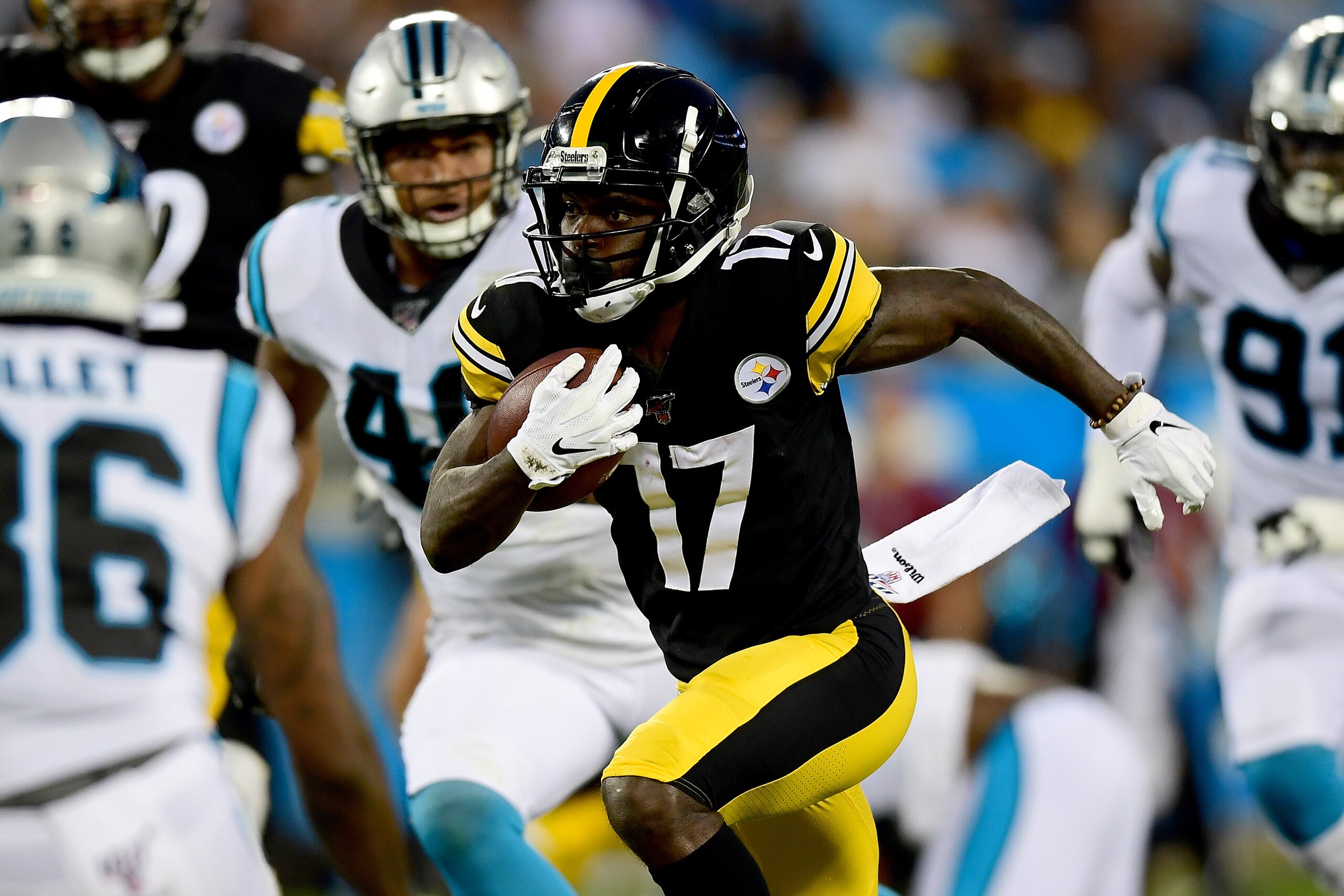 WR Eli Rogers