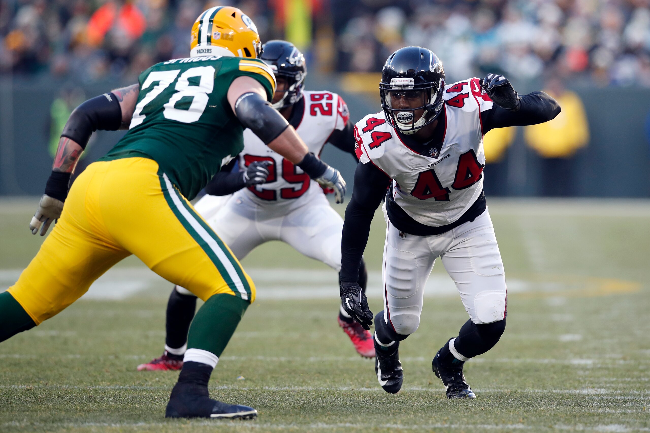 Falcons DE Vic Beasley