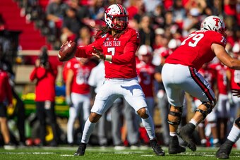 Texas Tech quarterback Jett Duffey