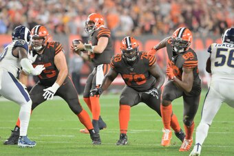 Browns offensive linemen Joel Bitonio (75) and Greg Robinson (78)