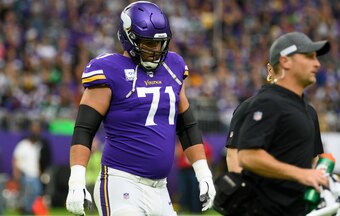 Minnesota Vikings left tackle Riley Reiff