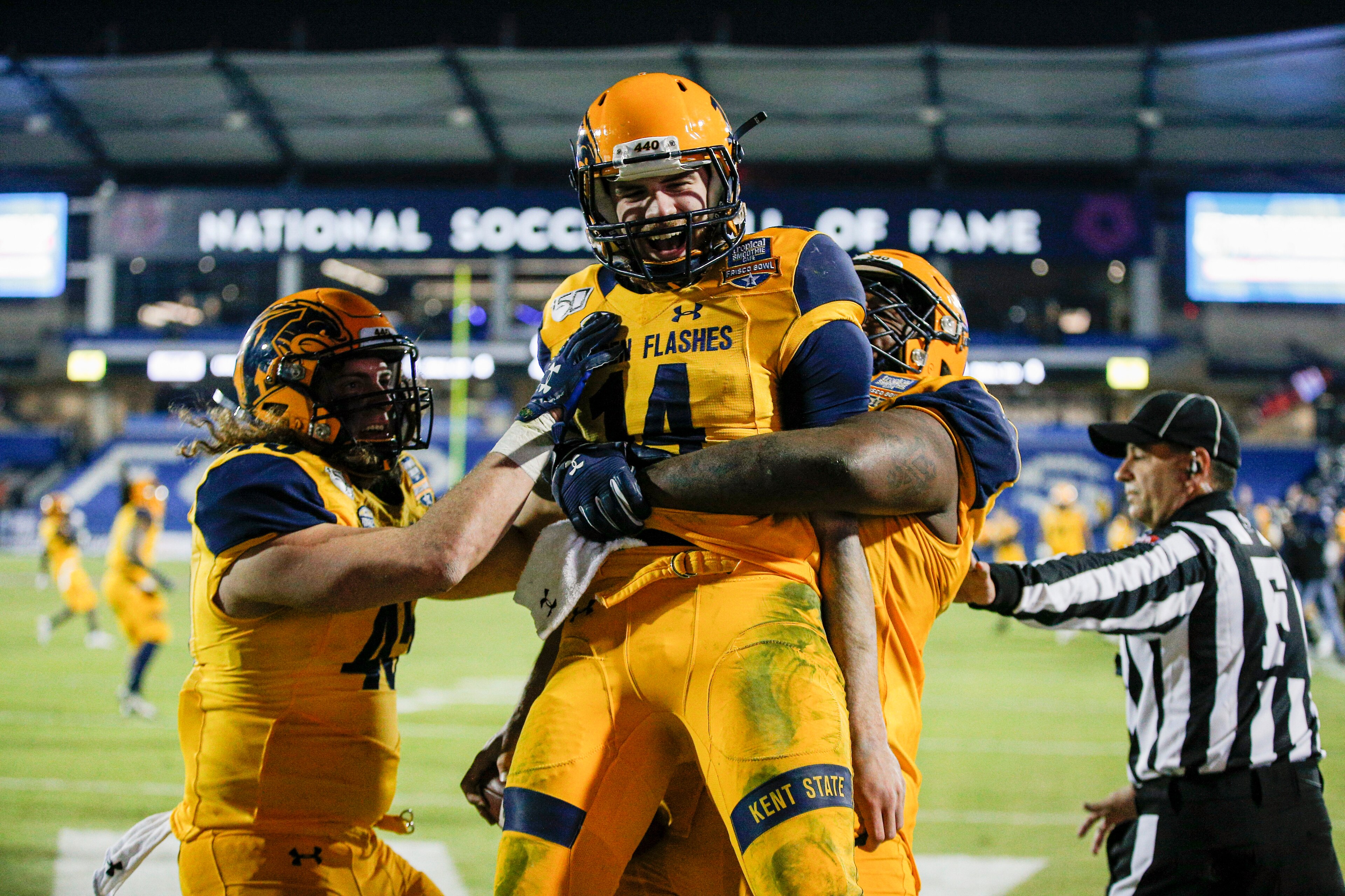 Kent State QB Dustin Crum Kent State QB Dustin Crum