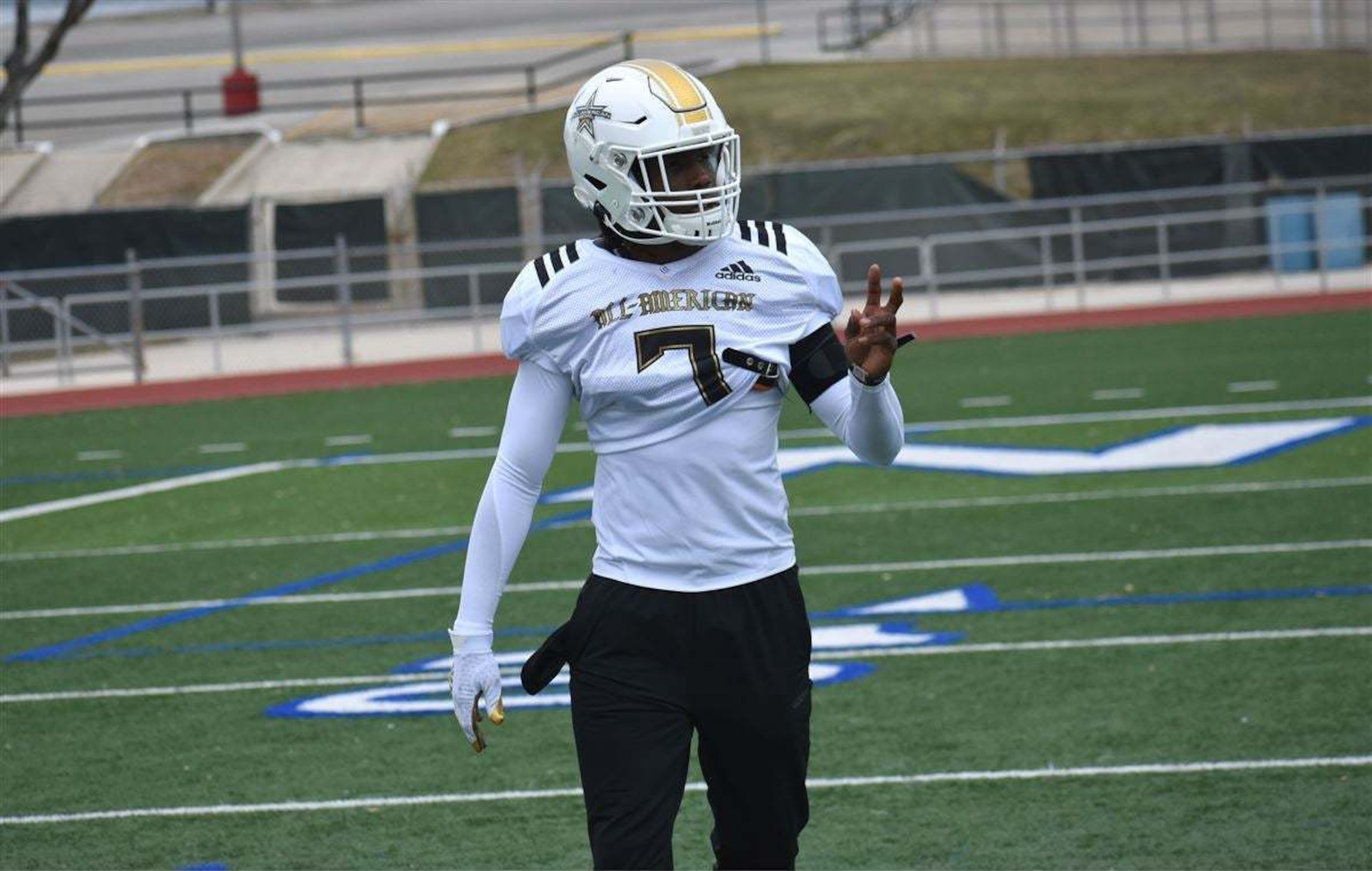 Georgia-bound CB Kelee Ringo