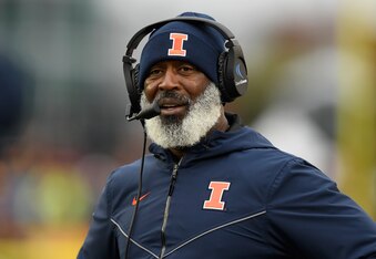 Illinois coach Lovie Smith