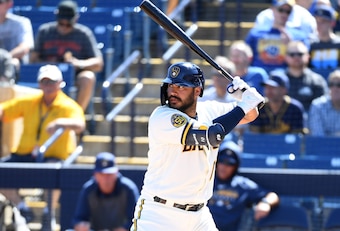 Milwaukee's Omar Narvaez