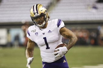 TE Hunter Bryant of Washington