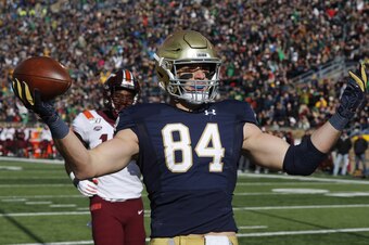 Cole Kmet of Notre Dame