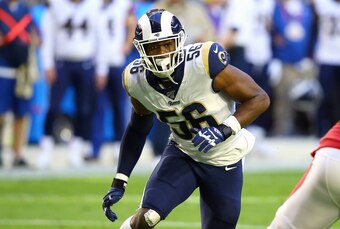 Atlanta Falcons defensive end Dante Fowler Jr.