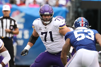 Minnesota Vikings left tackle Riley Reiff