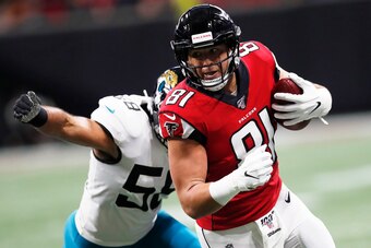 Former Falcons TE Austin Hooper