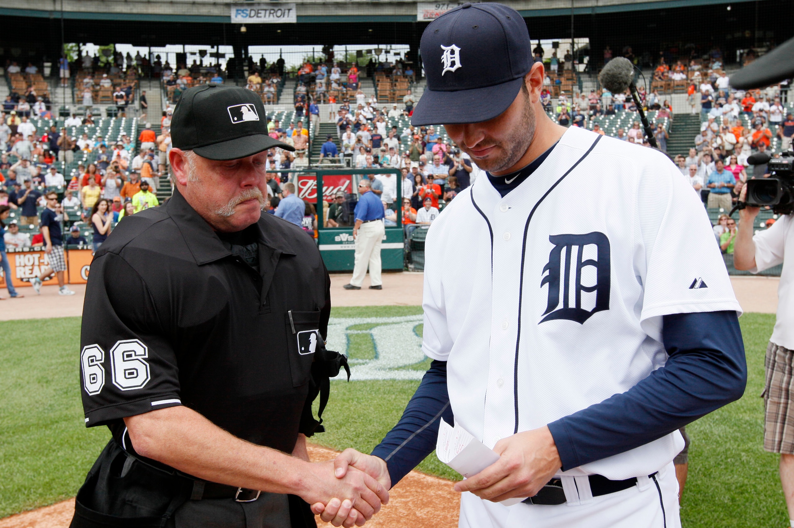Umpire Jim Joyce and Pitcher Armando Galarraga