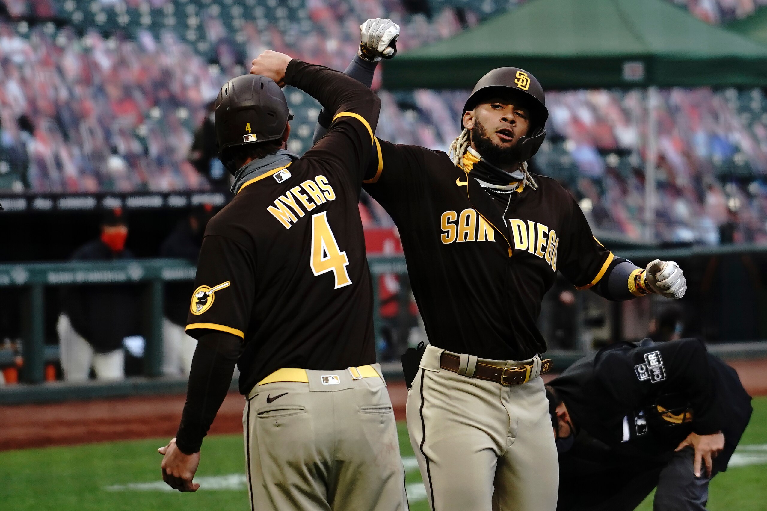 Look at the San Diego Padres go.
