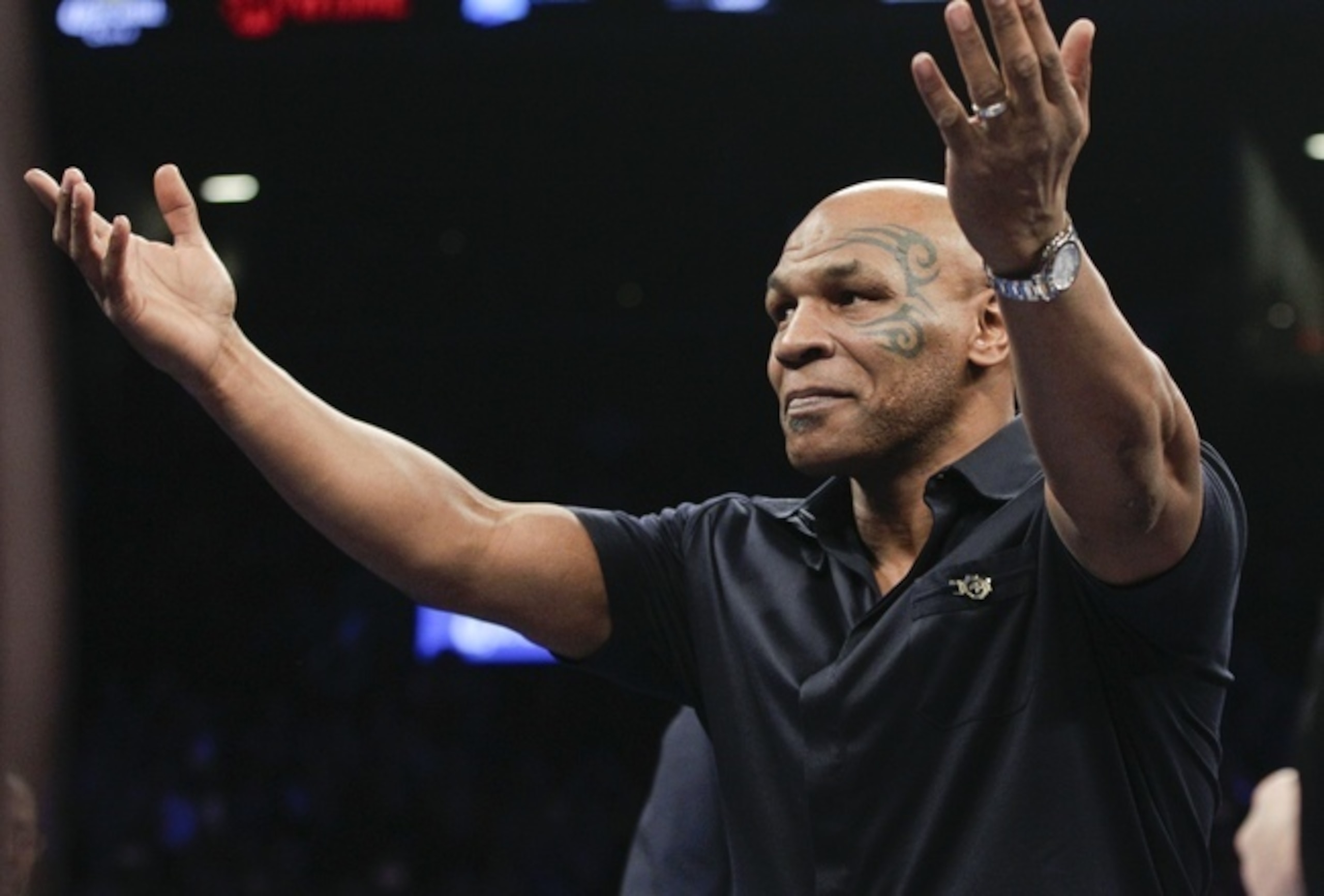 Mike Tyson has a record of 50-6 with 44 KOs.