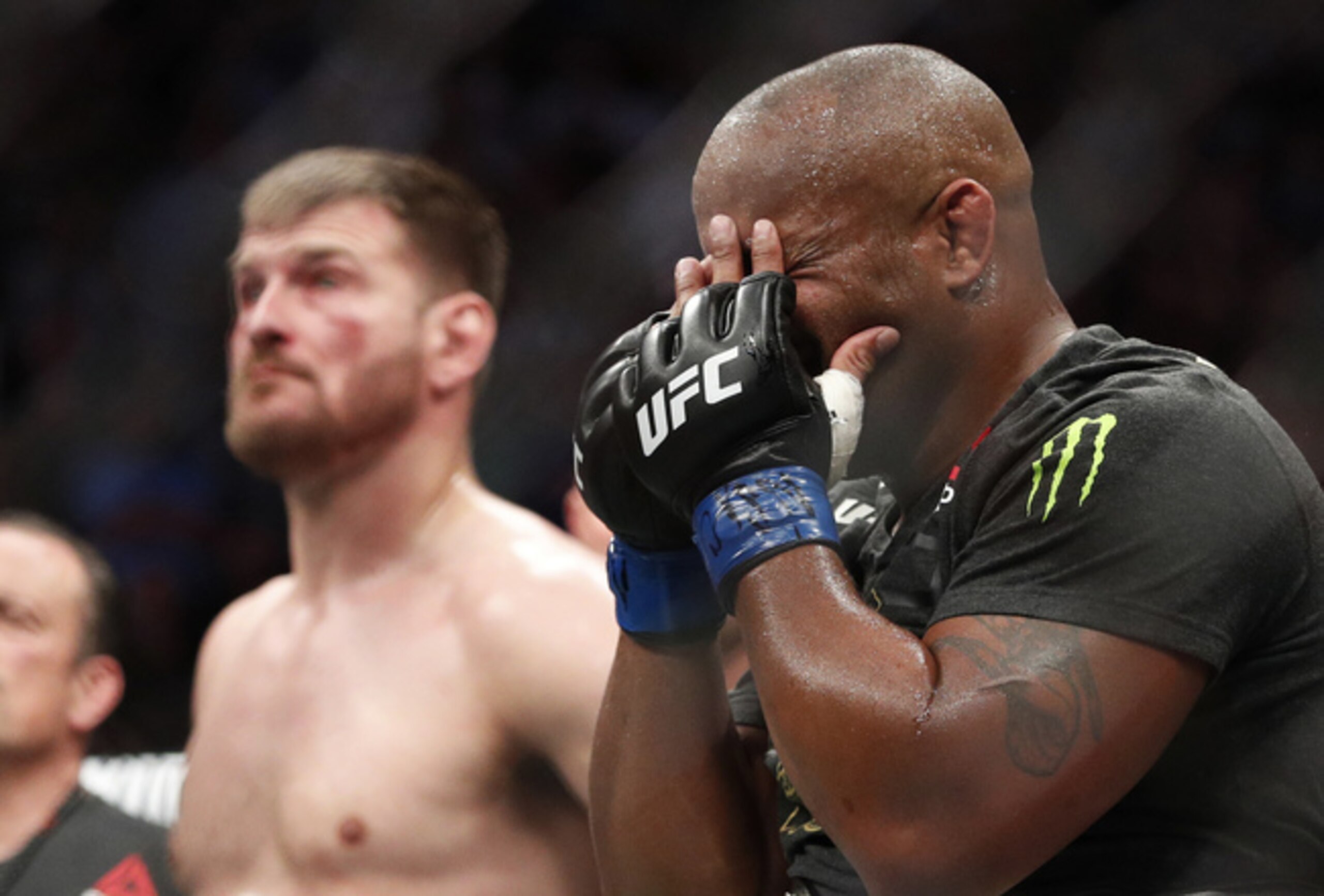 Daniel Cormier suffered an injury due to an accidental foul.