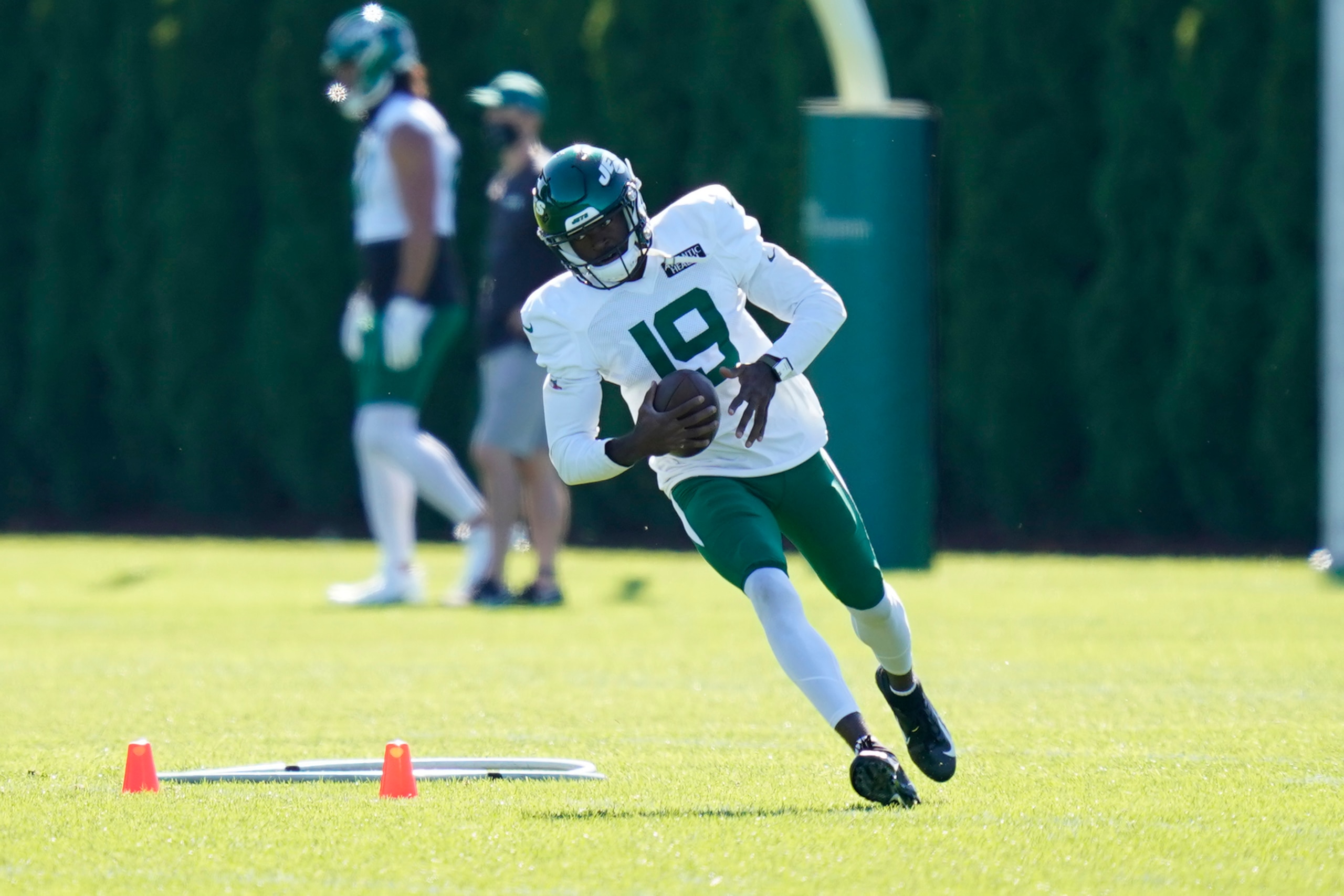 New York Jets wide receiver Breshad Perriman New York Jets wide receiver Breshad Perriman