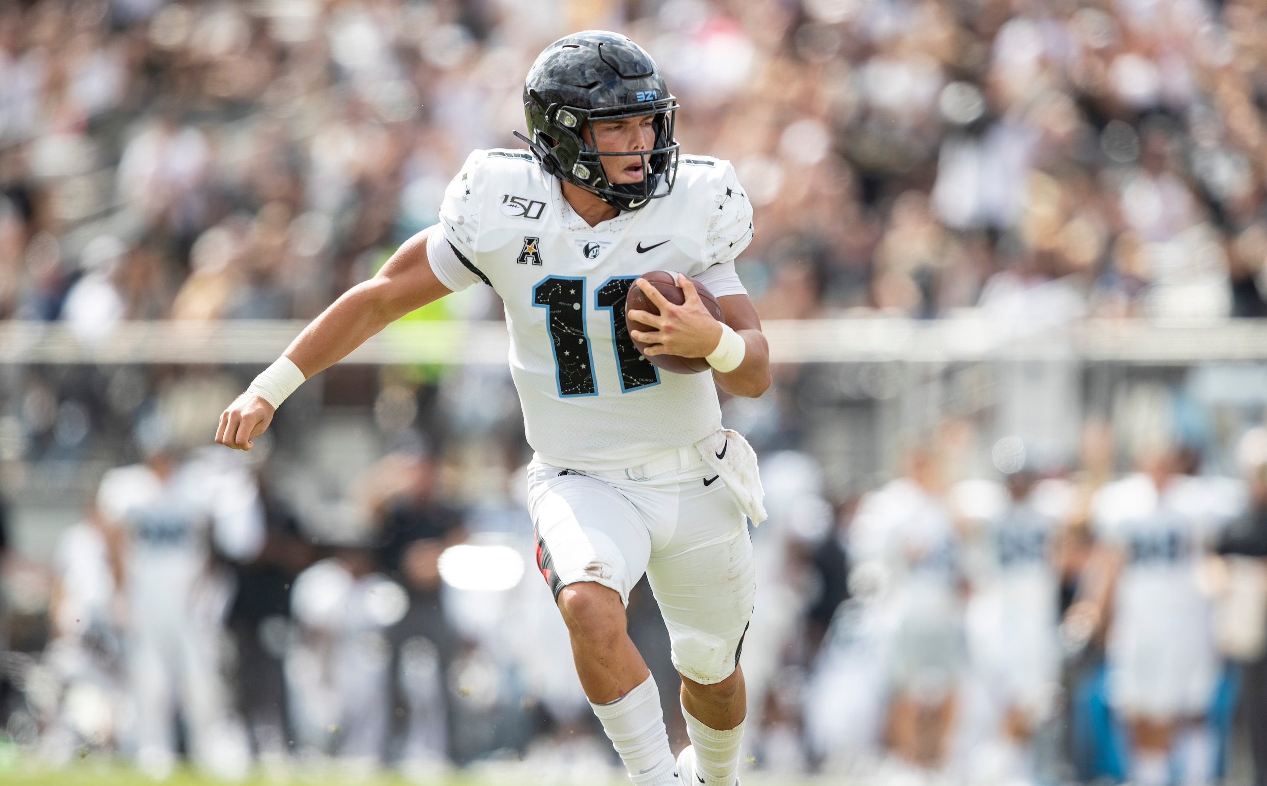 UCF QB Dillon Gabriel