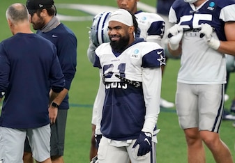 Dallas Cowboys running back Ezekiel Elliott