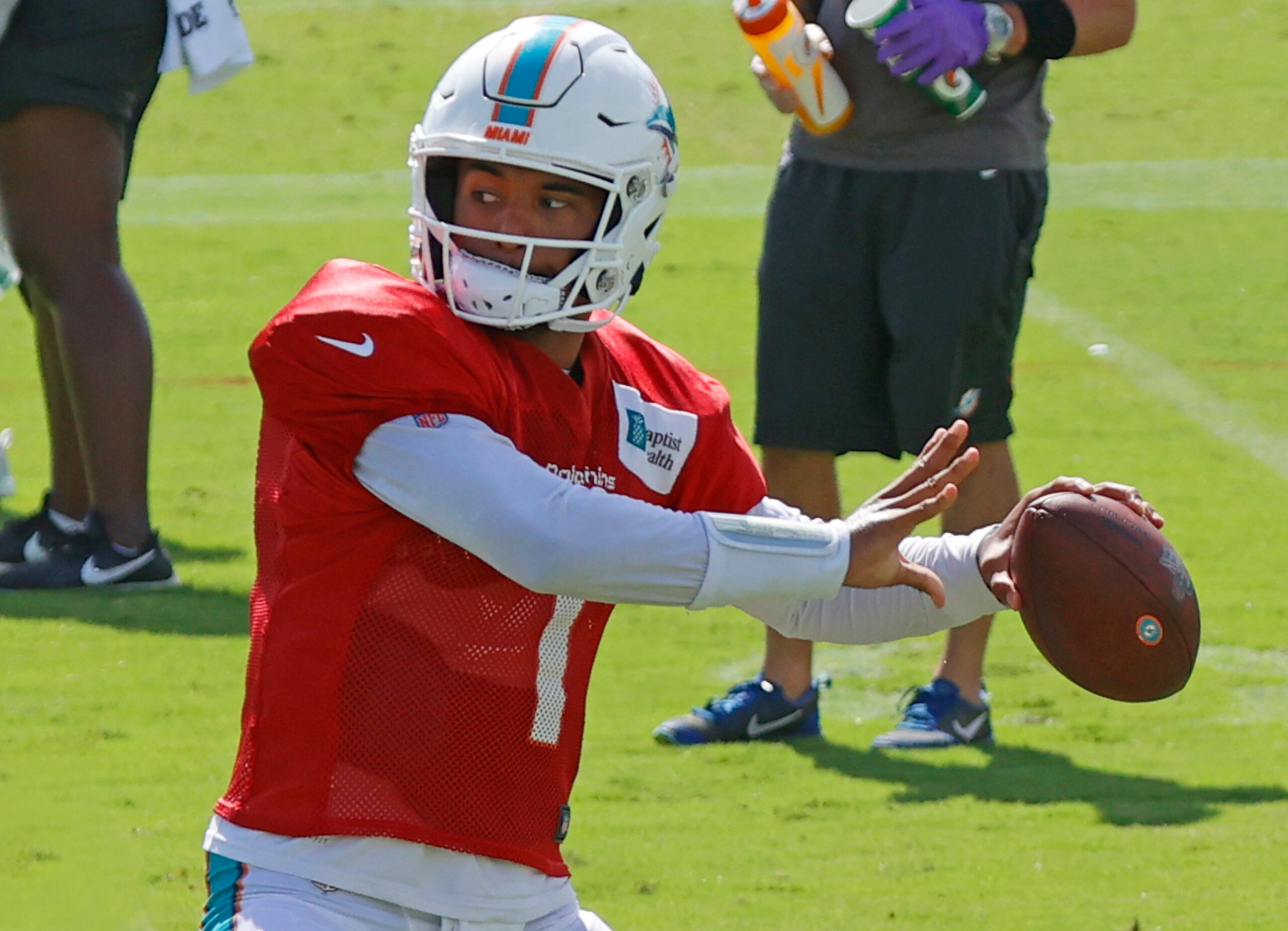 Dolphins QB Tua Tagovailoa